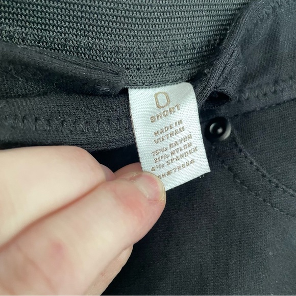 CHICO'S 0 SHORT Ponte Zip 5 Pocket Pants Black Pants and/or Jeggings 4 SHORT 4S - Picture 10 of 16